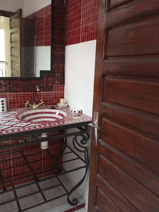 Duplex Style Riad Residence Avec Piscines Marrakesh Exterior photo