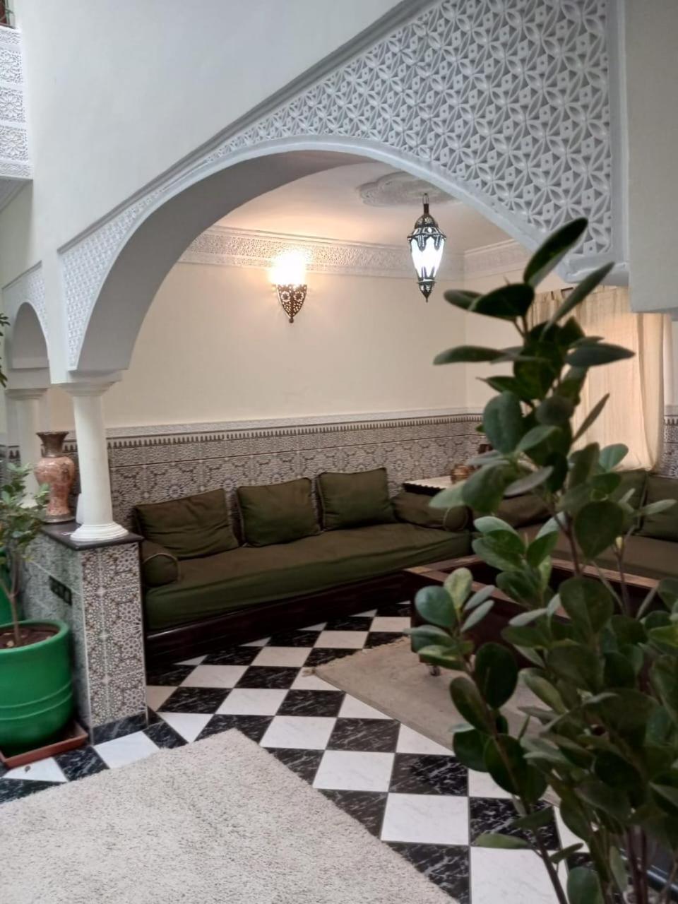 Duplex Style Riad Residence Avec Piscines Marrakesh Exterior photo
